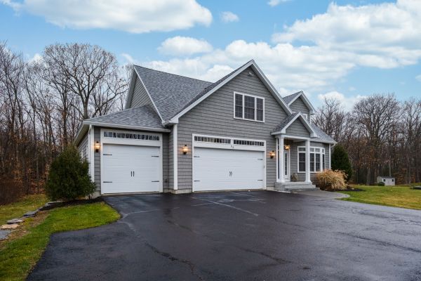 Cost of Driveway Tarring in Fallbrook